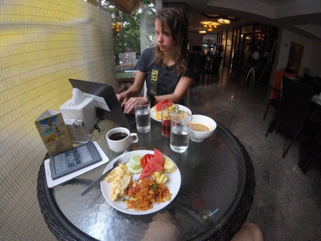 Saphai Pae Breakfast