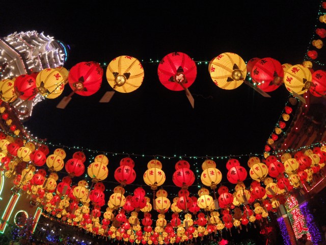 Kek Lok Si - All lit up!