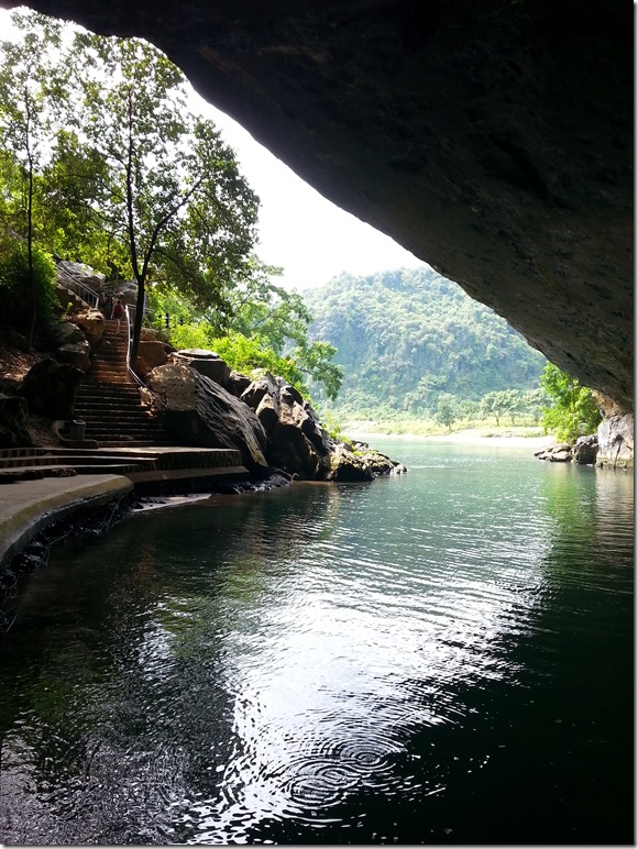 Entrance of Phong Nha Cave