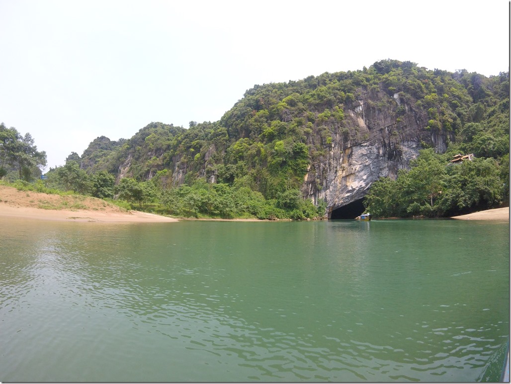 Entrance to Phong Nha Cave